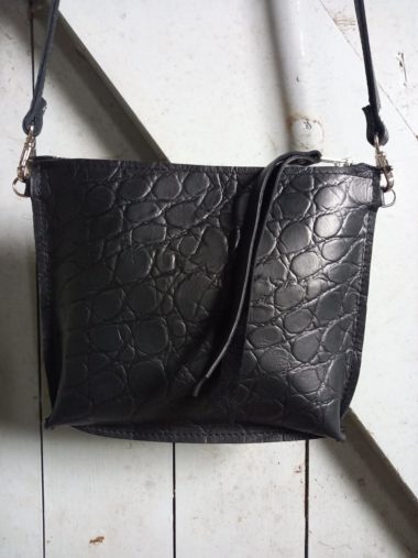 LEREN SCHOUDERTASJE ZWART SCHILDPADPRINT
