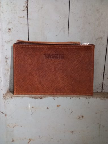 ETUI 24x15 CM COGNAC